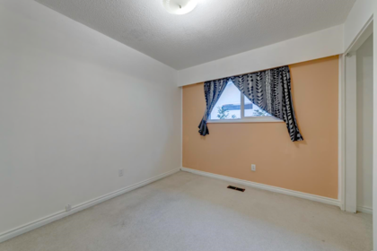 Basement Recreation Room Photo of 6500 Yeats Crescent, Richmond, BC
