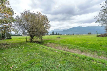 Front Yard Photo of 42872 South Sumas Road, Chilliwack, BC
