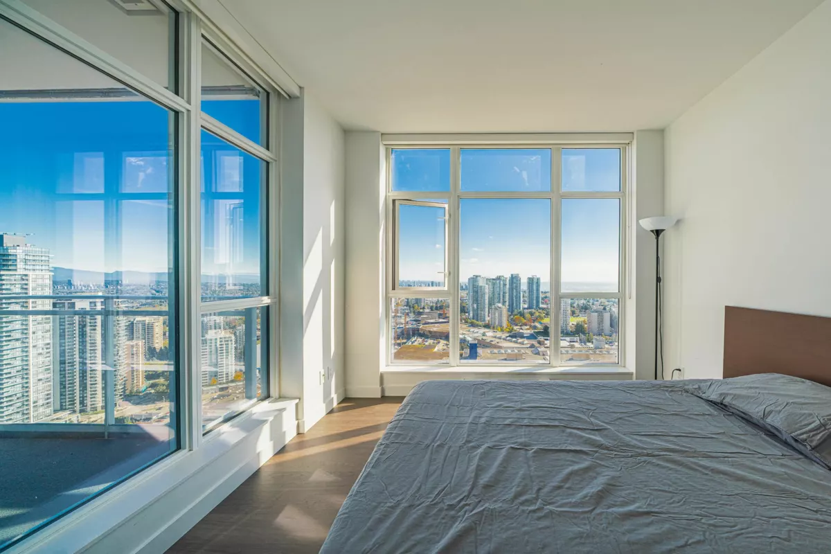 Garage Interior Photo of 4010 4670 Assembly Way, Burnaby, BC