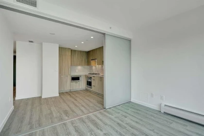 708 13350 Central Avenue, Surrey, BC, Surrey — Apartment/Condo for sale