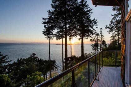 Powder Room Photo of 20 Tsawwassen Beach Road, Delta, BC