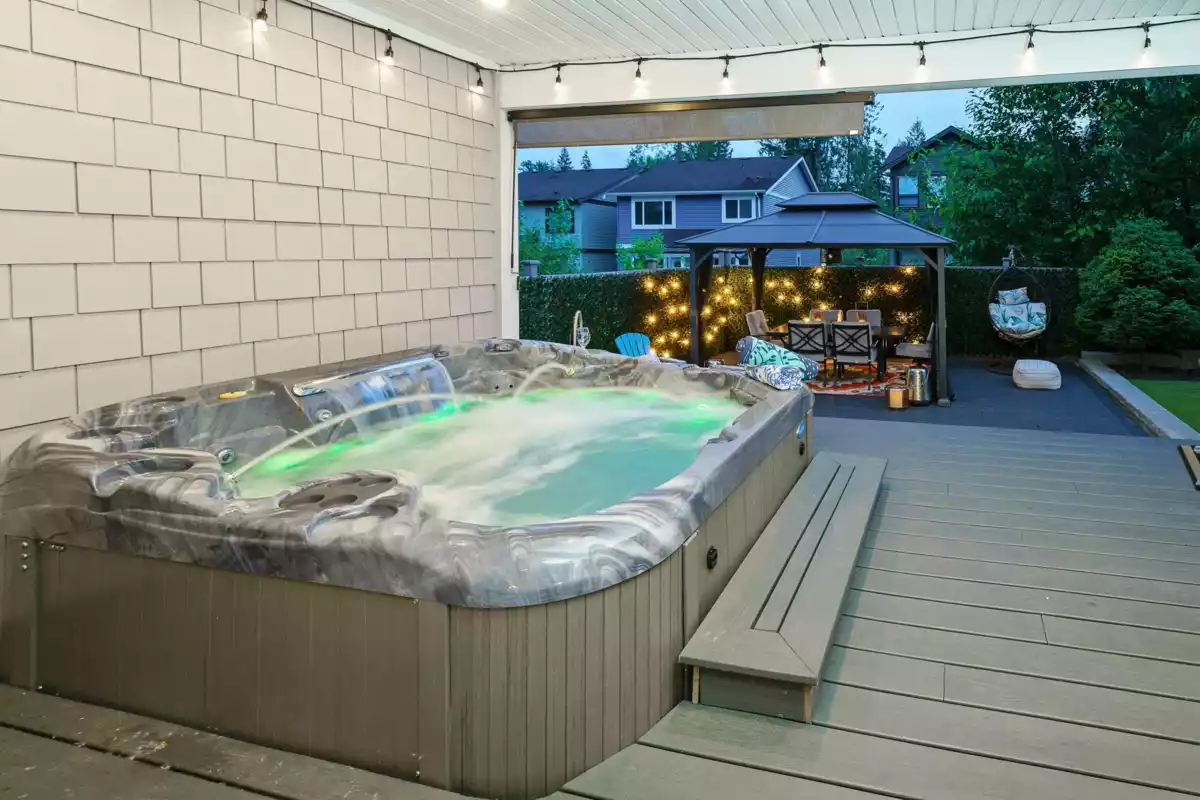 Outdoor Kitchen Photo of 23066 135 Avenue, Maple Ridge, BC