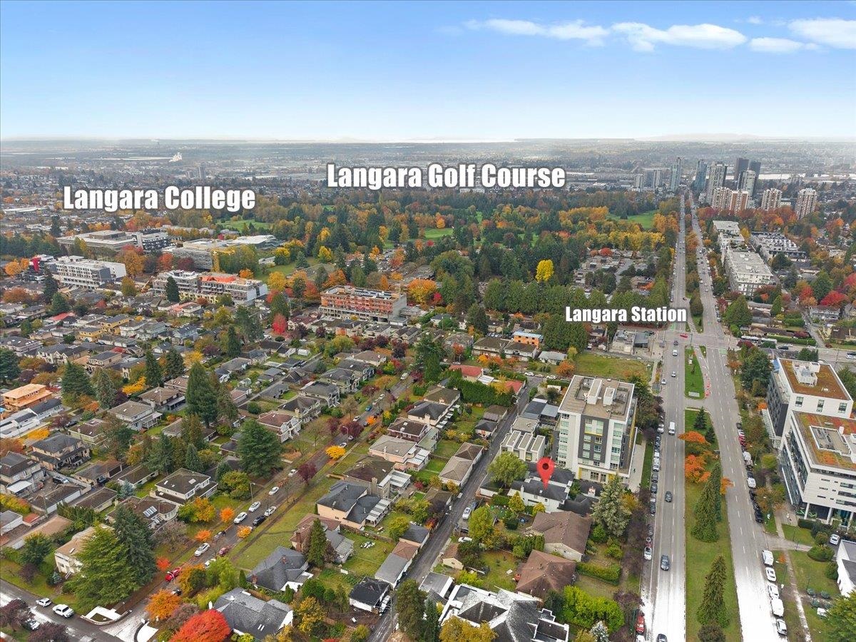 Basement Recreation Room Photo of 6288 Cambie Street, Vancouver, BC