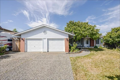 33033 Banff Place, Abbotsford, BC, Abbotsford — Single Family Residence for sale