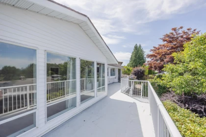 33033 Banff Place, Abbotsford, BC, Abbotsford — Single Family Residence for sale