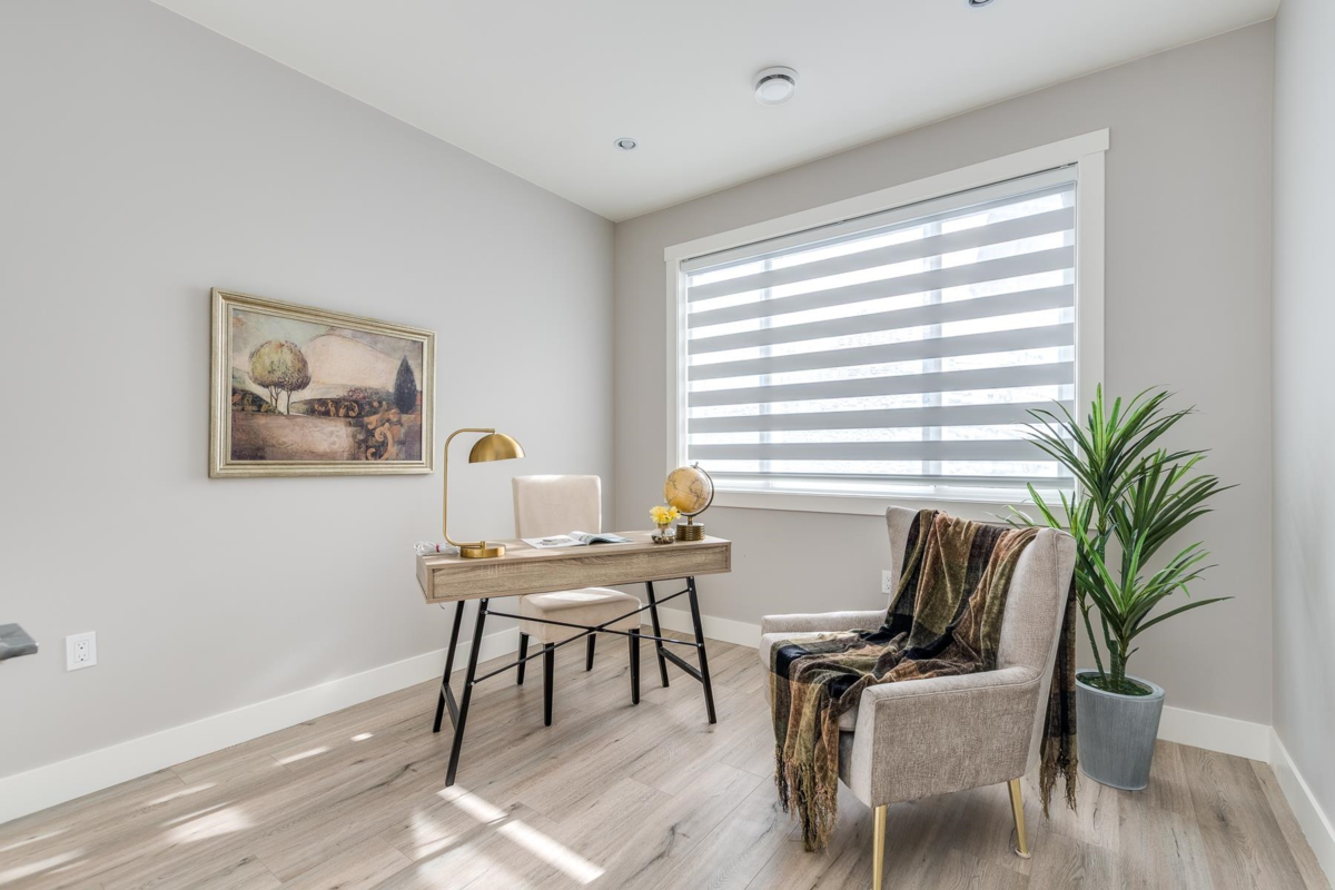 Kitchen Photo of 3427 Victoria Drive, Coquitlam, BC