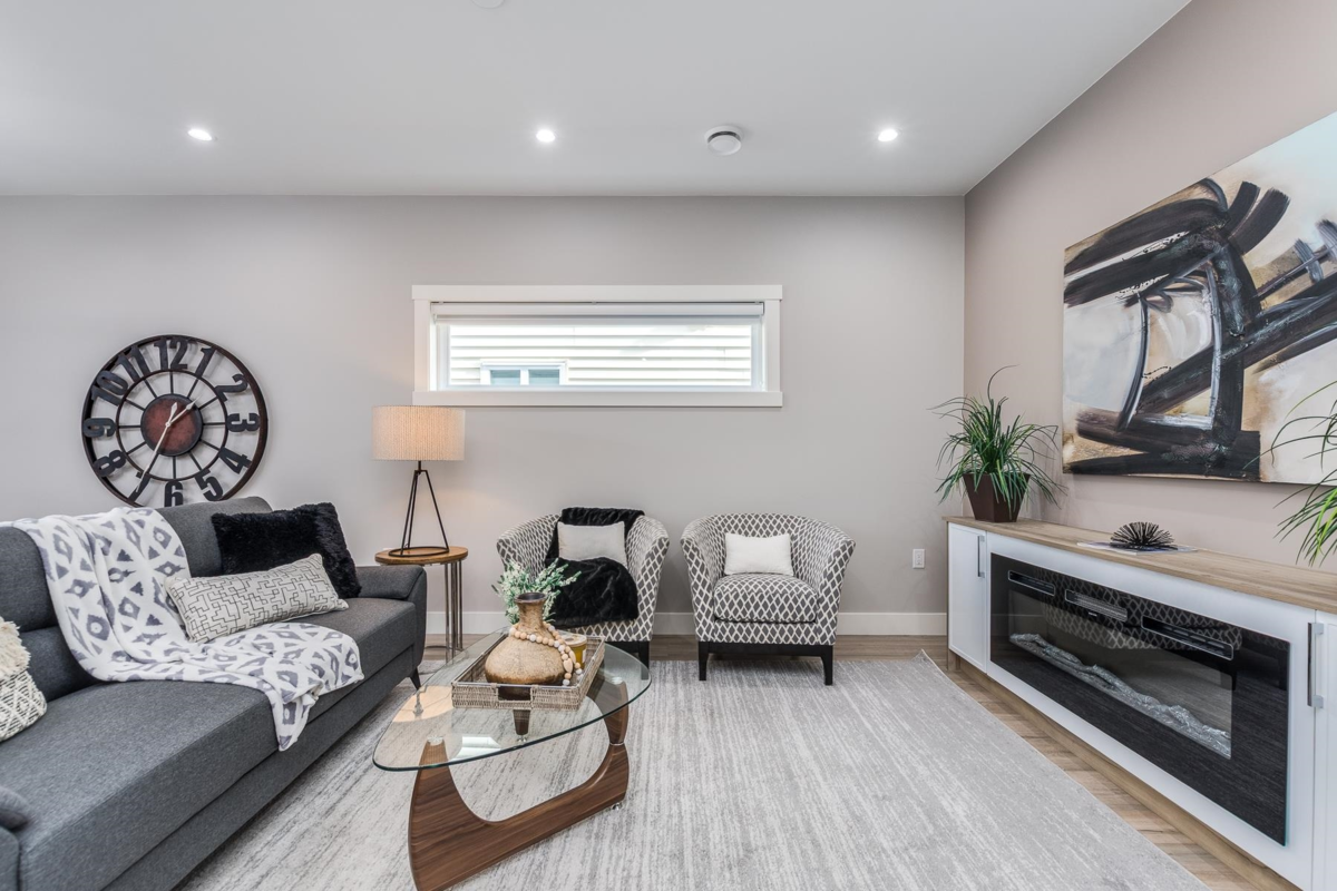 Primary Bathroom Photo of 3427 Victoria Drive, Coquitlam, BC