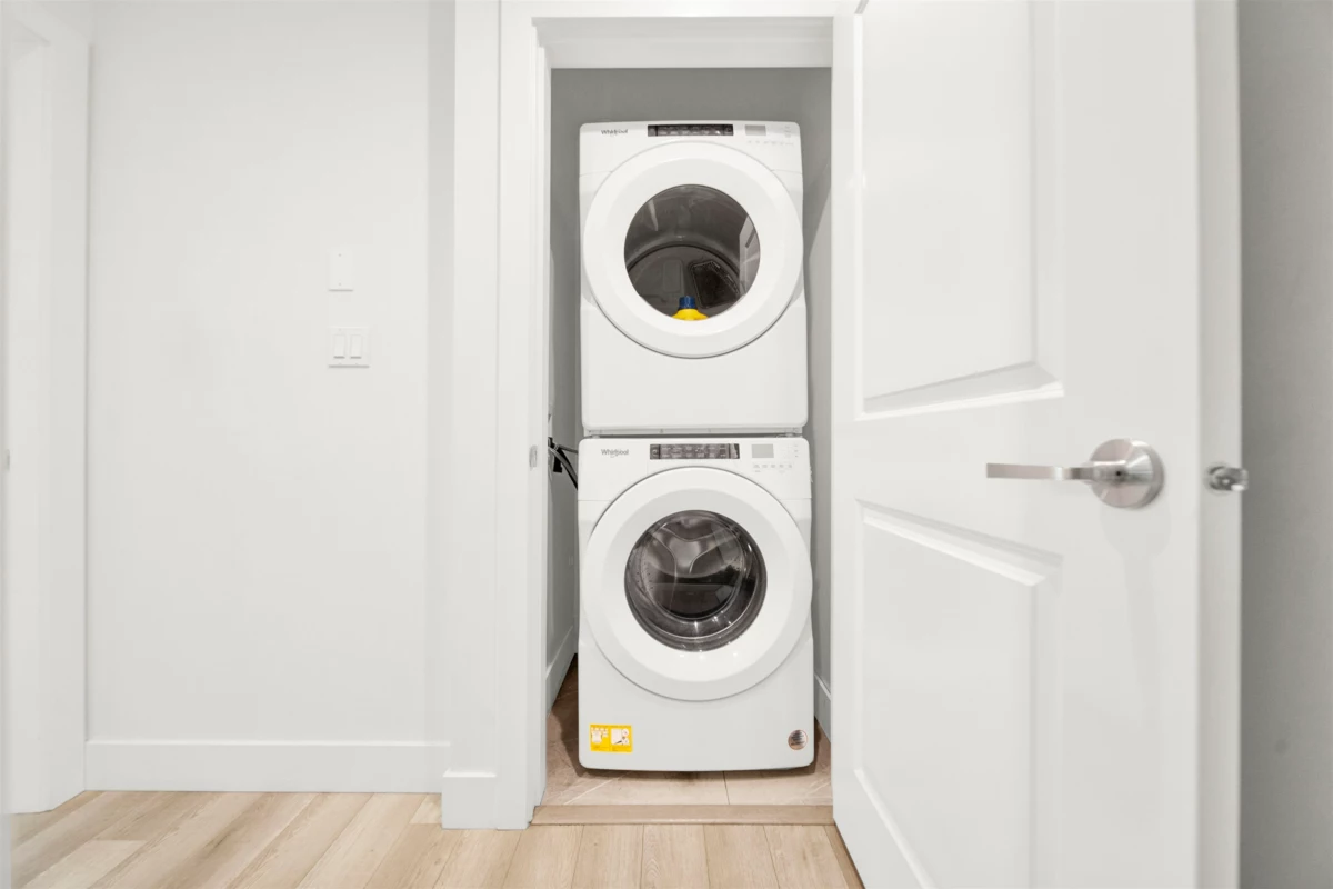 Entry Foyer Photo of 33 10488 124 Street, Surrey, BC