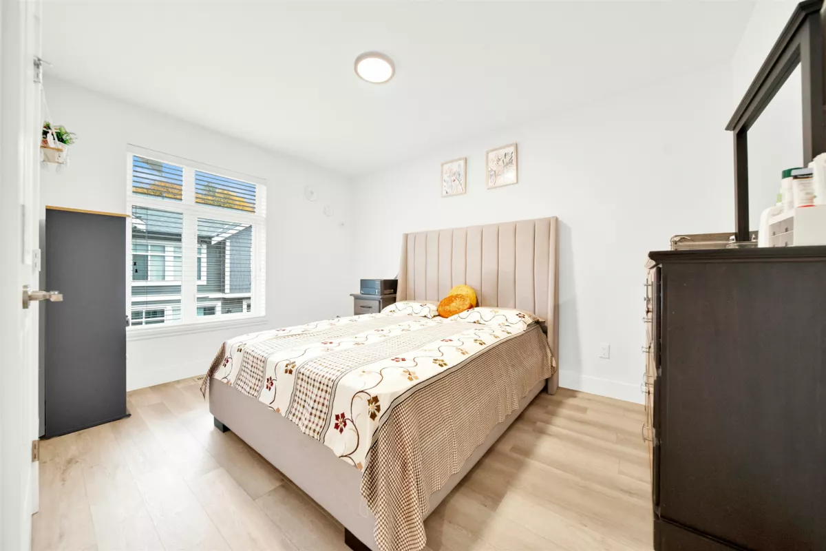 Hallway Photo of 33 10488 124 Street, Surrey, BC