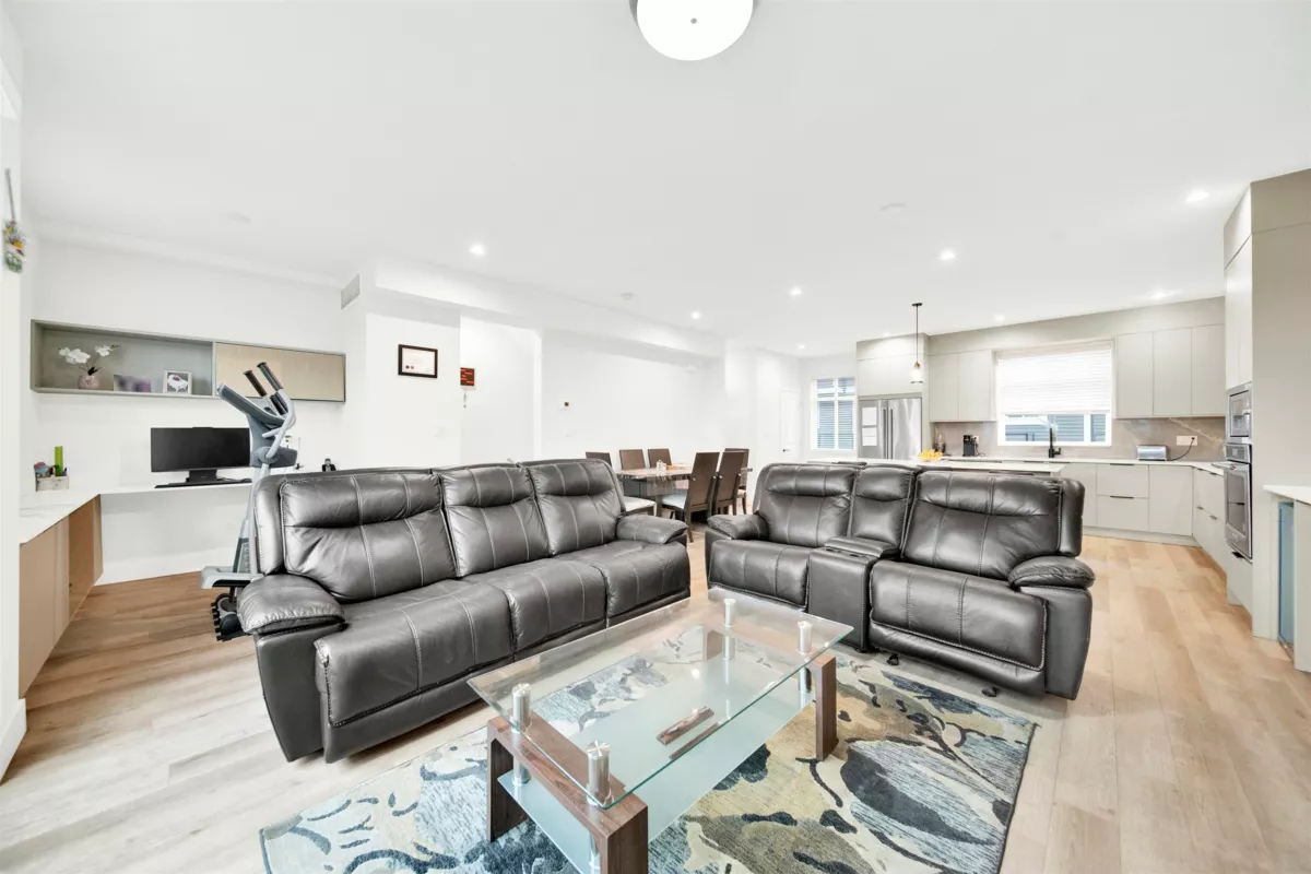 Primary Bedroom Photo of 33 10488 124 Street, Surrey, BC