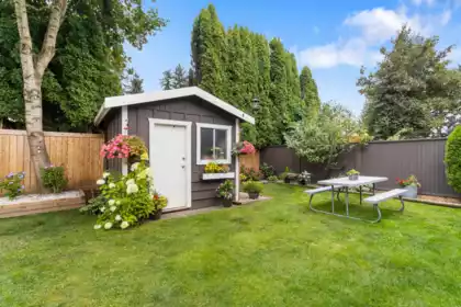 2174 Lynden Street, Abbotsford, BC, Abbotsford — Half Duplex for sale