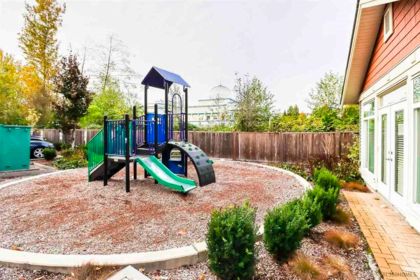 Office / Den Photo of 3 12091 70 Avenue, Surrey, BC