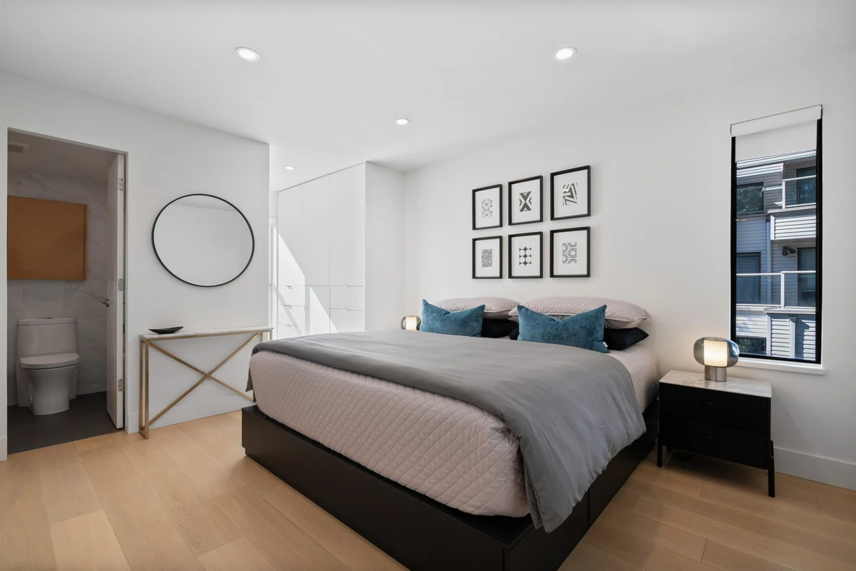 Office / Den Photo of 301 1350 Comox Street, Vancouver, BC