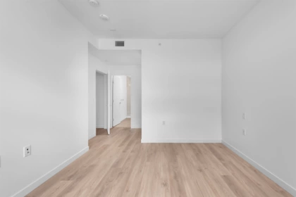 Primary Bathroom Photo of 4001 680 Quayside Drive, New Westminster, BC