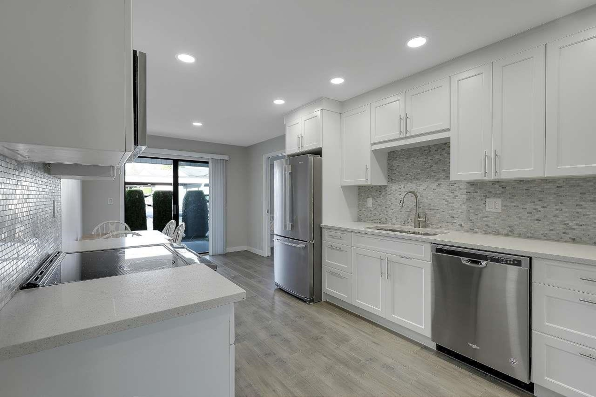 Bedroom 2 Photo of 57 32959 George Ferguson Way, Abbotsford, BC