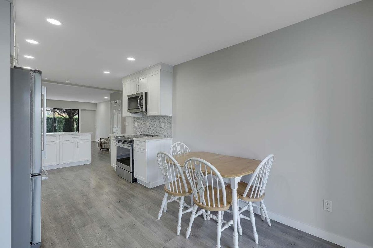 Bedroom 3 Photo of 57 32959 George Ferguson Way, Abbotsford, BC