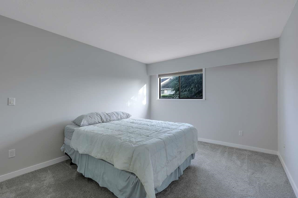 Office / Den Photo of 57 32959 George Ferguson Way, Abbotsford, BC