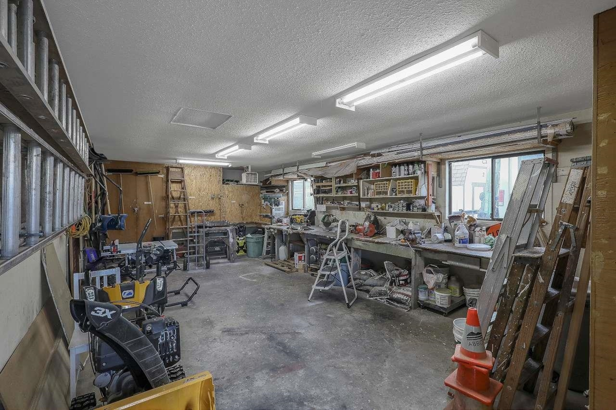 Playground / Recreational Area Near 57 32959 George Ferguson Way, Abbotsford, BC