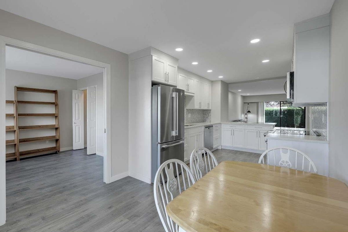 Powder Room Photo of 57 32959 George Ferguson Way, Abbotsford, BC