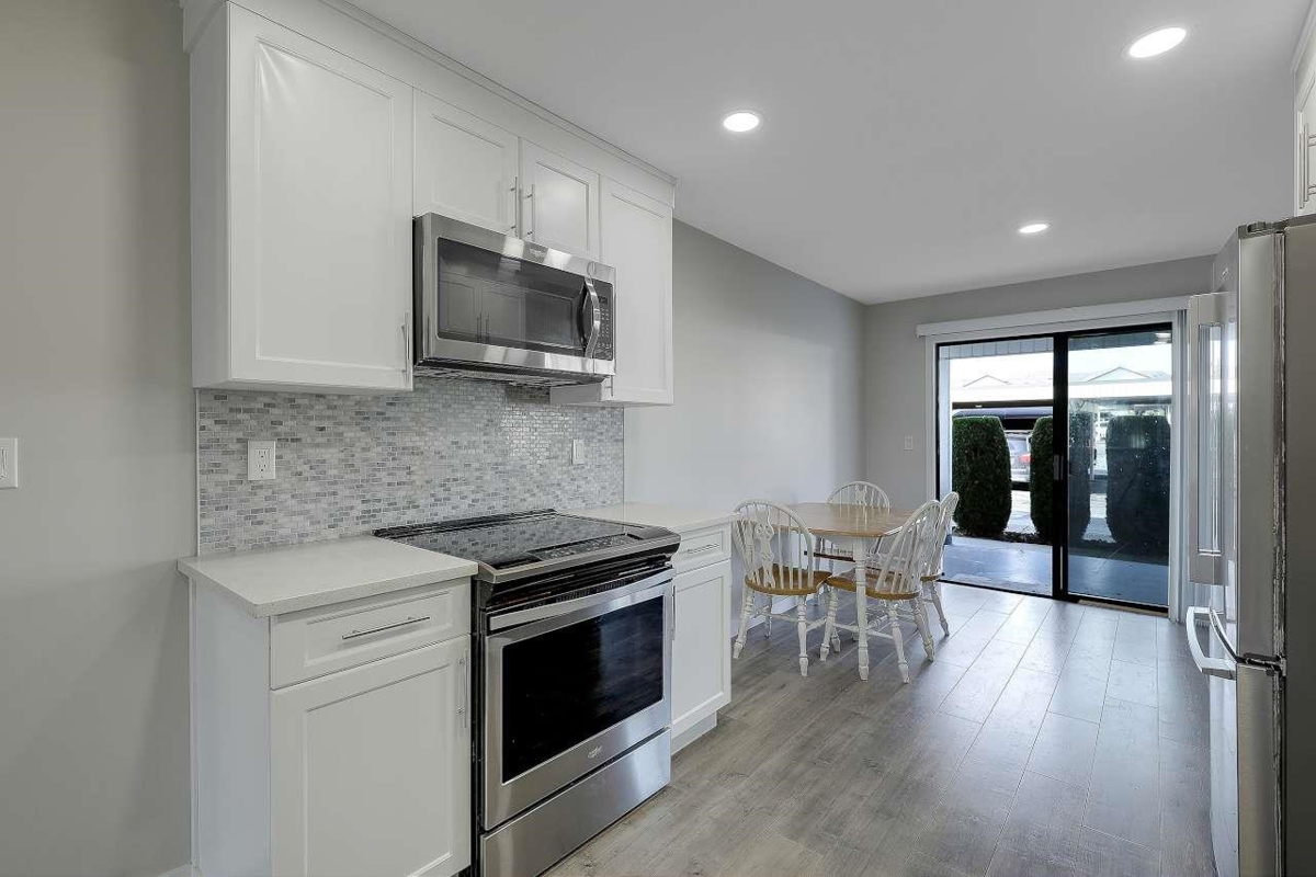 Primary Bedroom Photo of 57 32959 George Ferguson Way, Abbotsford, BC