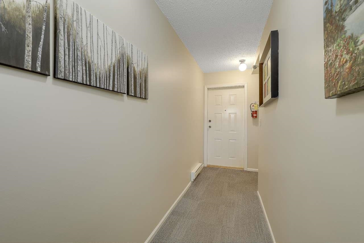 Swimming Pool Photo of 57 32959 George Ferguson Way, Abbotsford, BC