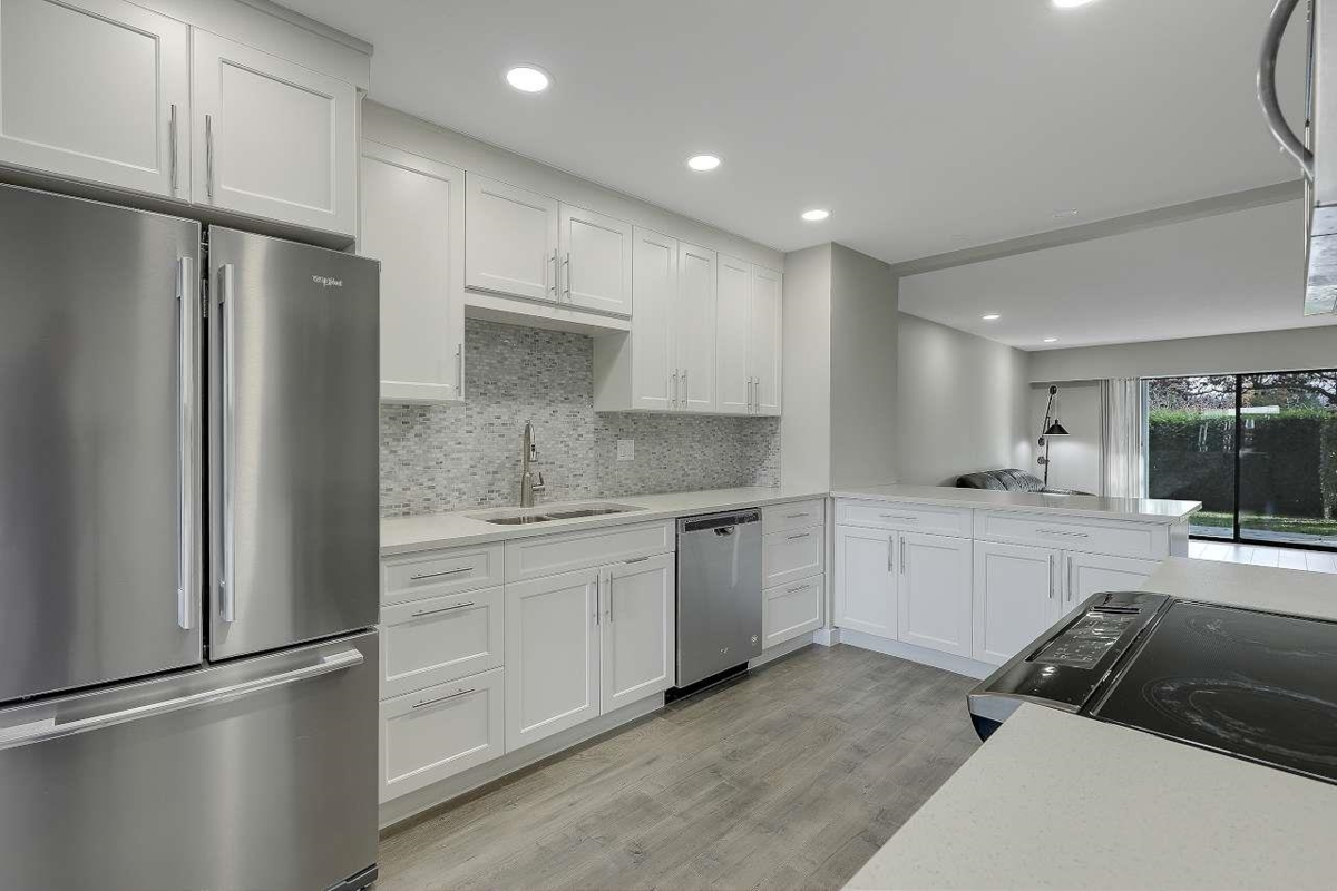 Walk-In Closet Photo of 57 32959 George Ferguson Way, Abbotsford, BC