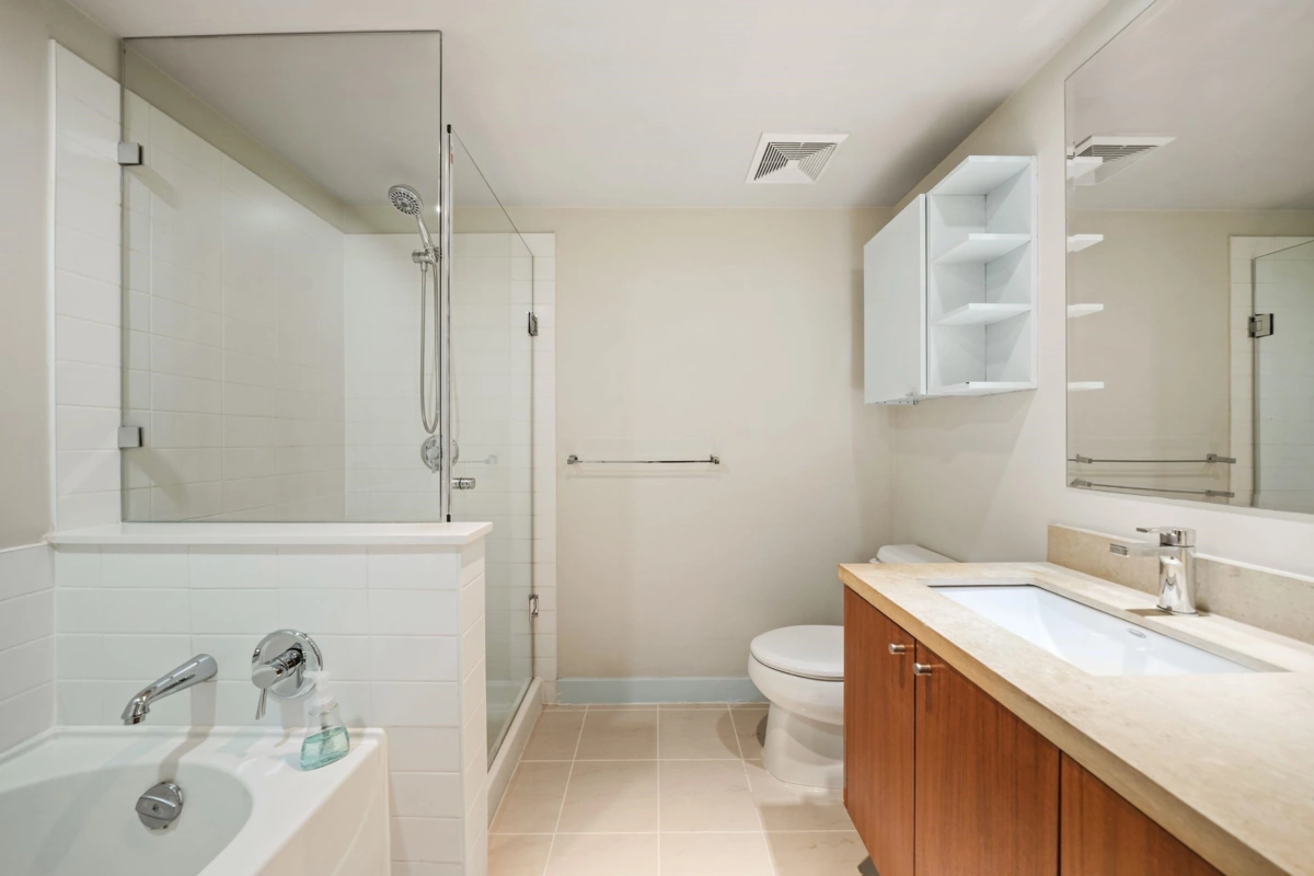 Laundry Room Photo of 505 1133 Homer Street, Vancouver, BC