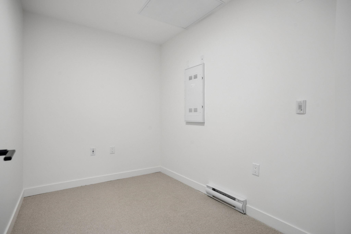 Powder Room Photo of 105 1100 Clarke Road, Port Moody, BC