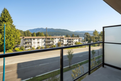 105 1100 Clarke Road, Port Moody, BC, Port Moody — Apartment/Condo for sale