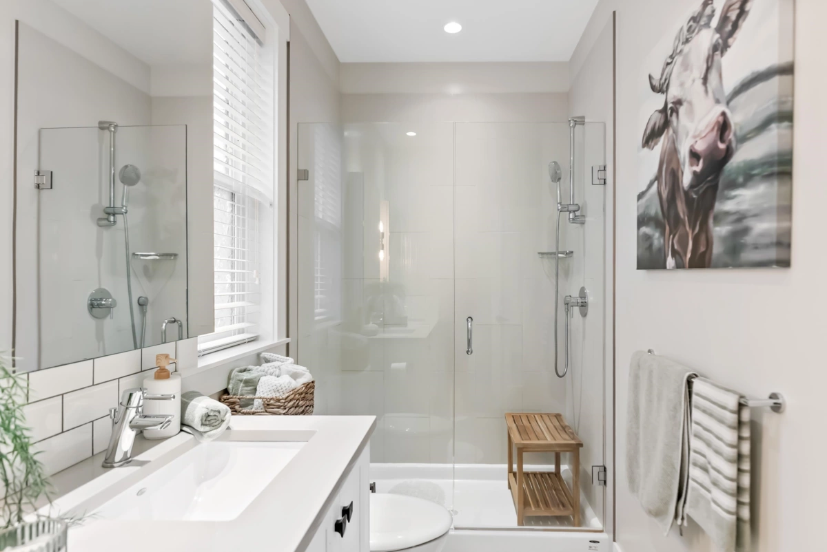 Bedroom 4 Photo of 43360 Creekside Circle, Cultus Lake, BC