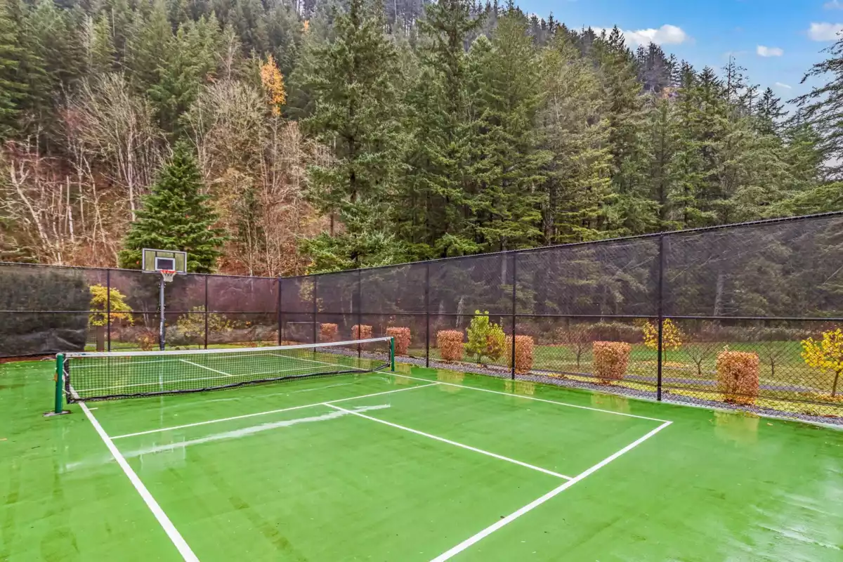 Outdoor Deck Photo of 43360 Creekside Circle, Cultus Lake, BC