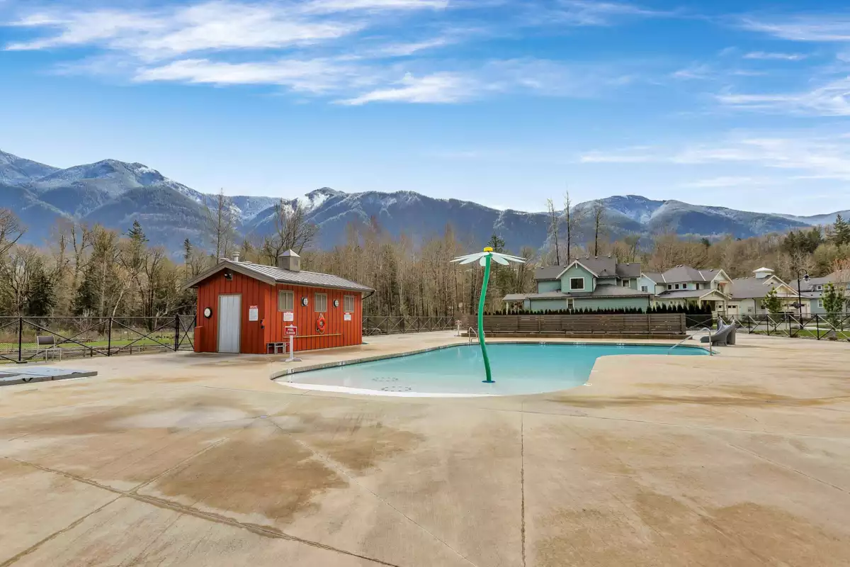 Outdoor Patio Photo of 43360 Creekside Circle, Cultus Lake, BC