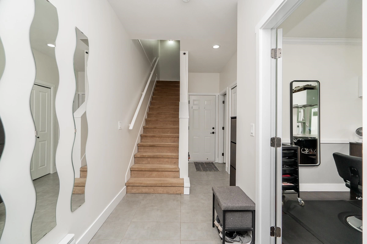 Entry Foyer Photo of 21 1299 Coast Meridian Road, Coquitlam, BC