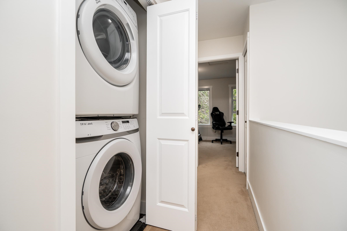 Laundry Room Photo of 21 1299 Coast Meridian Road, Coquitlam, BC