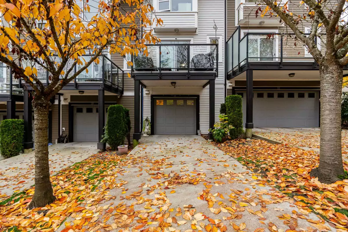 Outdoor Deck Photo of 21 1299 Coast Meridian Road, Coquitlam, BC
