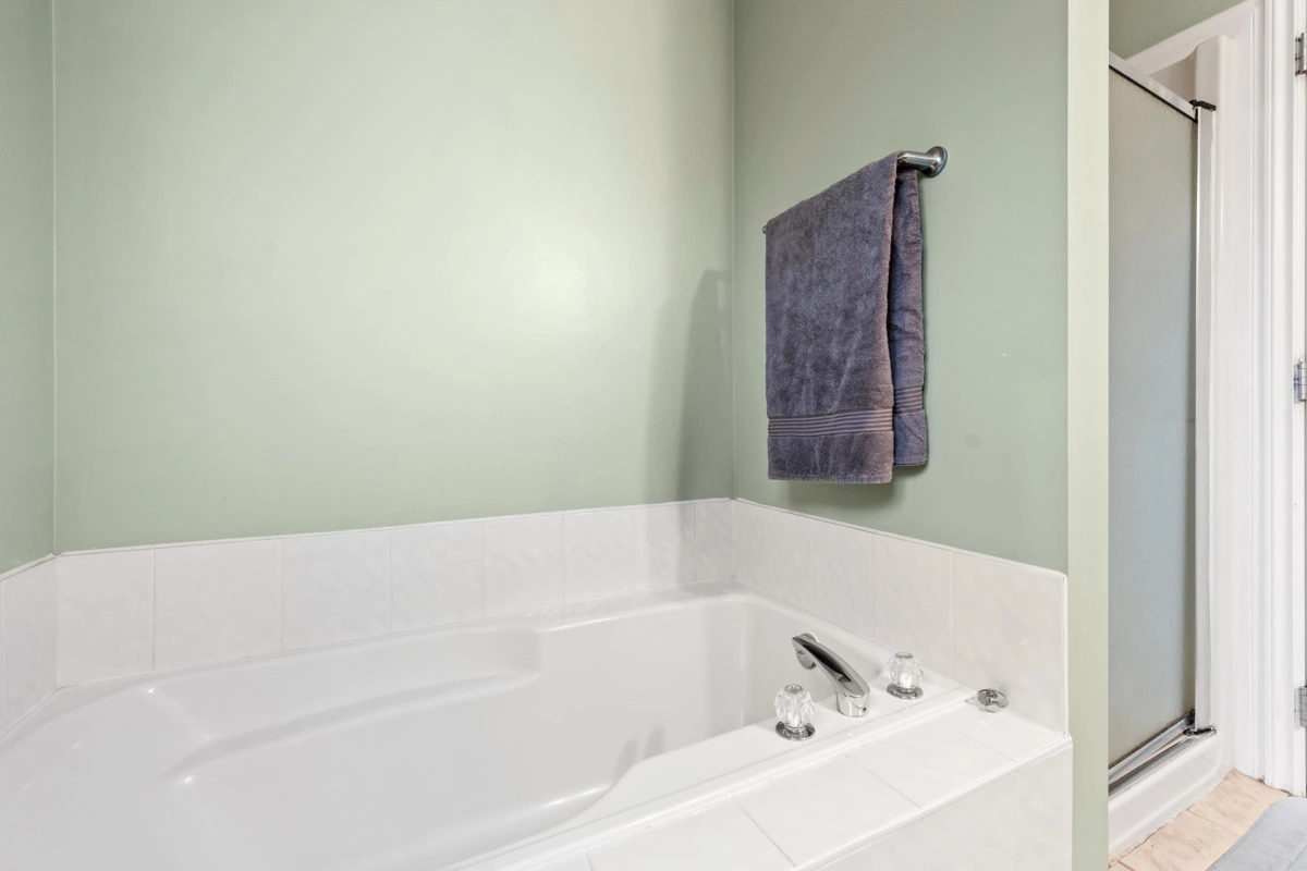 Hot Tub / Spa Photo of 5312 Rockwood Drive, Chilliwack, BC