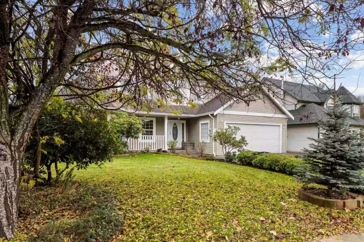 Living Room Photo of 5312 Rockwood Drive, Chilliwack, BC