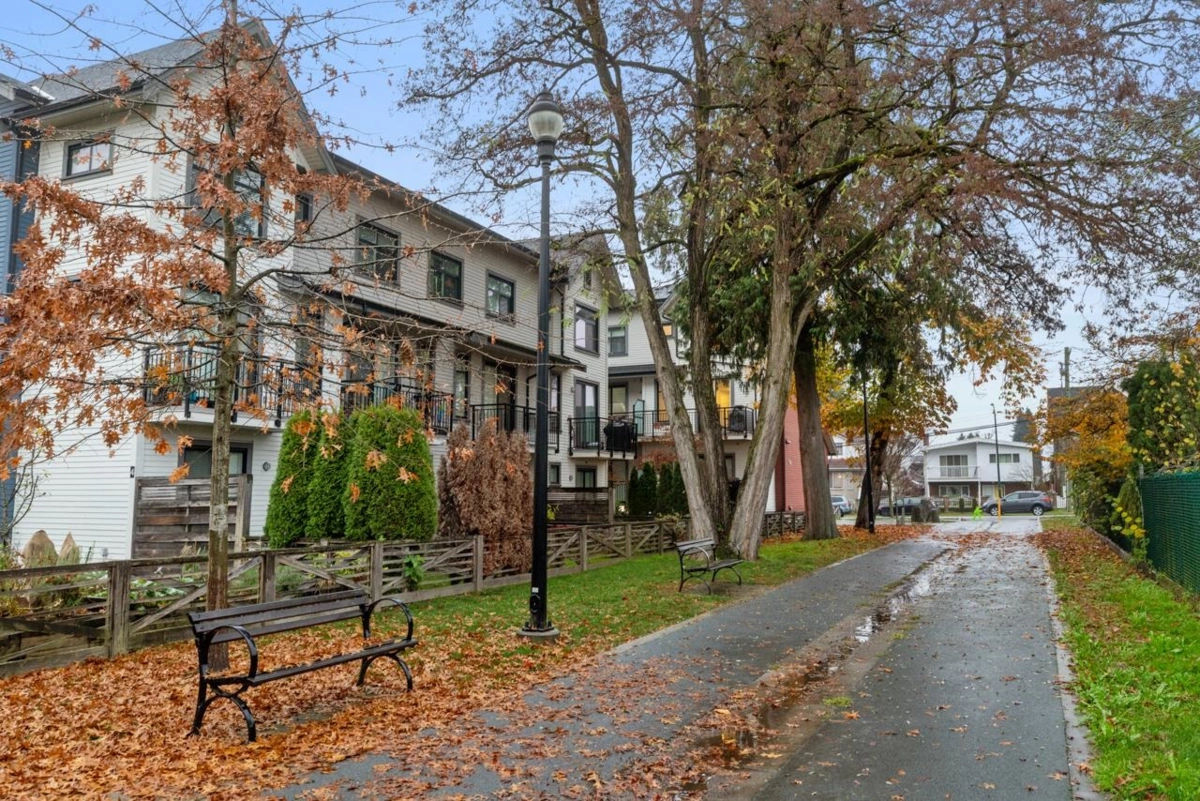 Backyard Photo of 5837 Wales Street, Vancouver, BC