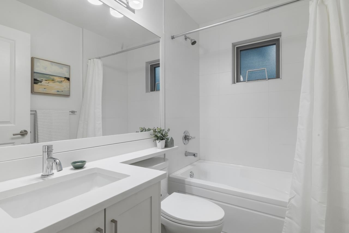 Basement Recreation Room Photo of 5837 Wales Street, Vancouver, BC