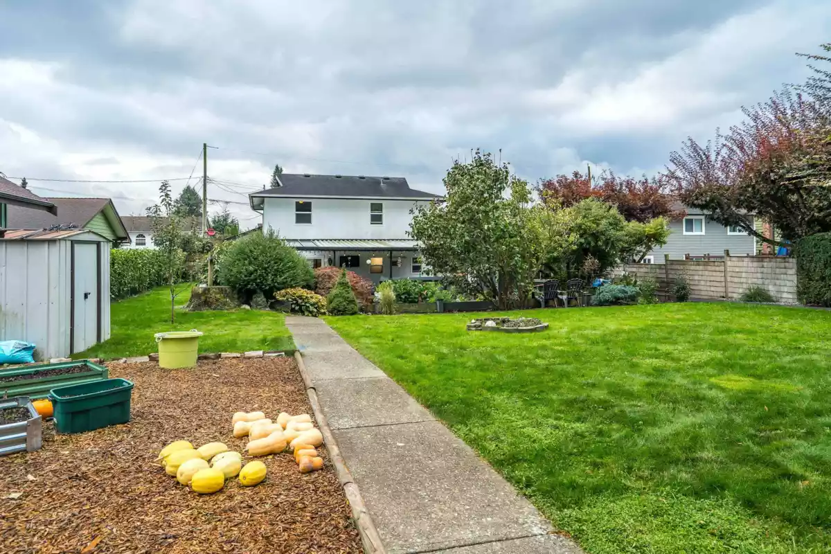 Neighborhood Park Photo Near 35183 Ewert Avenue, Mission, BC
