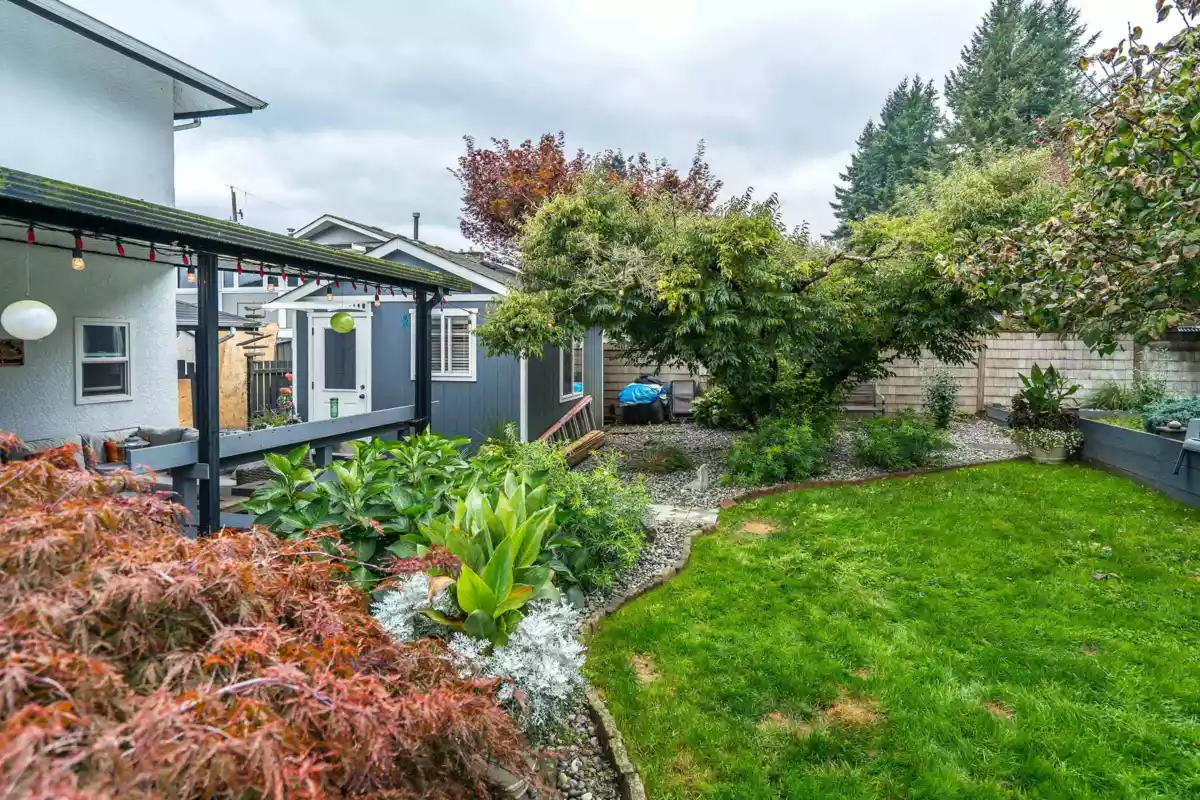 Outdoor Kitchen Photo of 35183 Ewert Avenue, Mission, BC