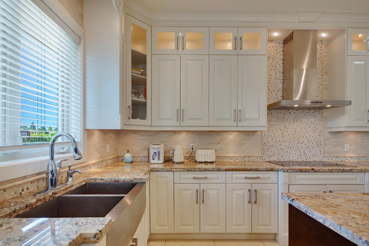 Laundry Room Photo of 2168 W 16th Avenue, Vancouver, BC