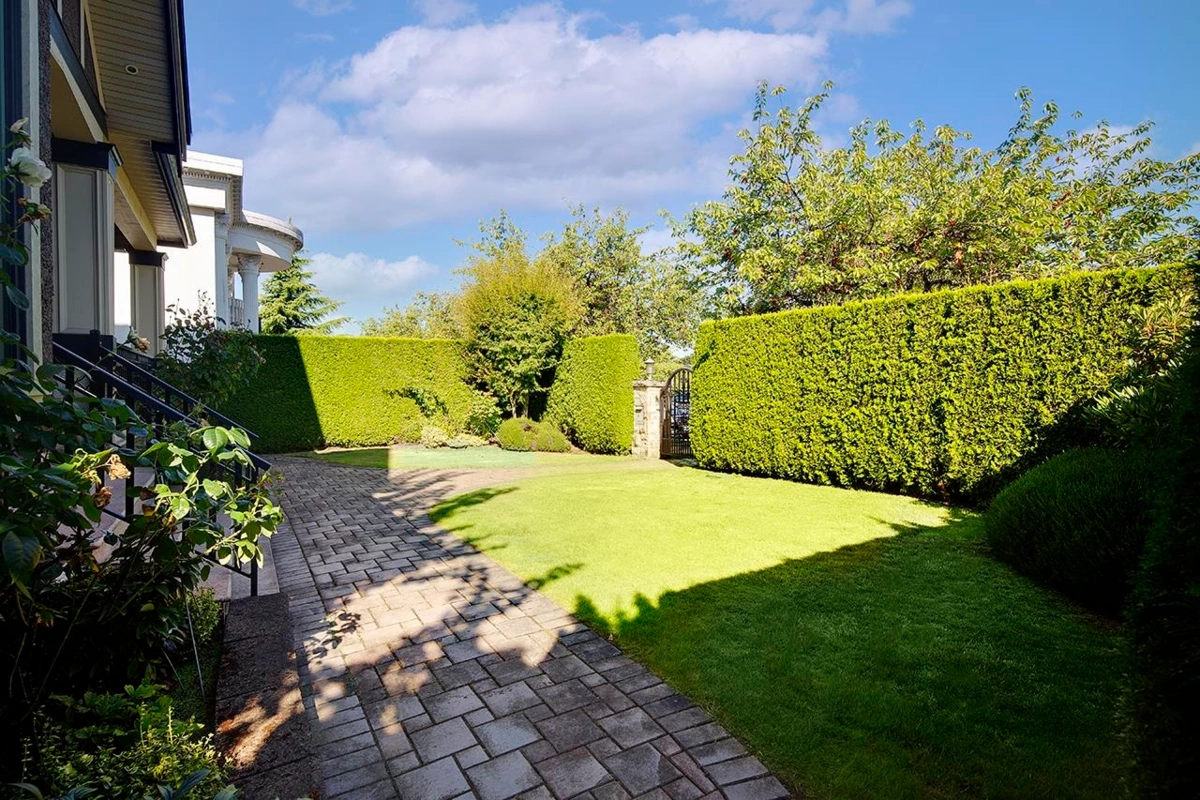 Neighborhood Park Photo Near 2168 W 16th Avenue, Vancouver, BC