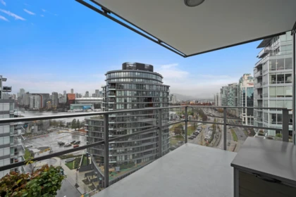 1605 110 Switchmen Street, Vancouver, BC, Vancouver — Apartment/Condo for sale