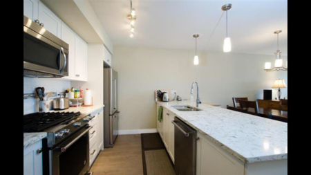 Primary Bathroom Photo of 302 4815 55b Street, Delta, BC