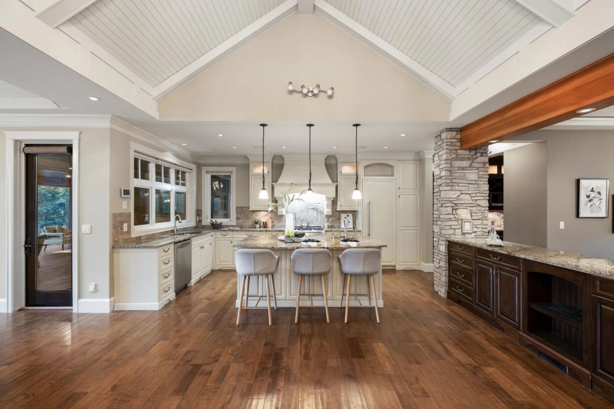 Guest Bathroom Photo of 23455 8 Avenue, Langley, BC