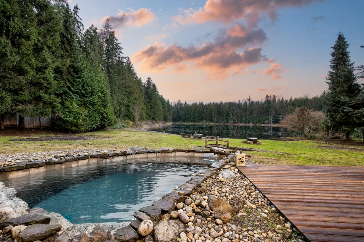 Primary Bathroom Photo of 23455 8 Avenue, Langley, BC
