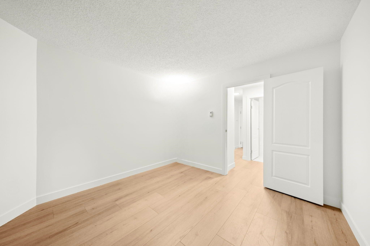 Powder Room Photo of 102 7591 Moffatt Road, Richmond, BC