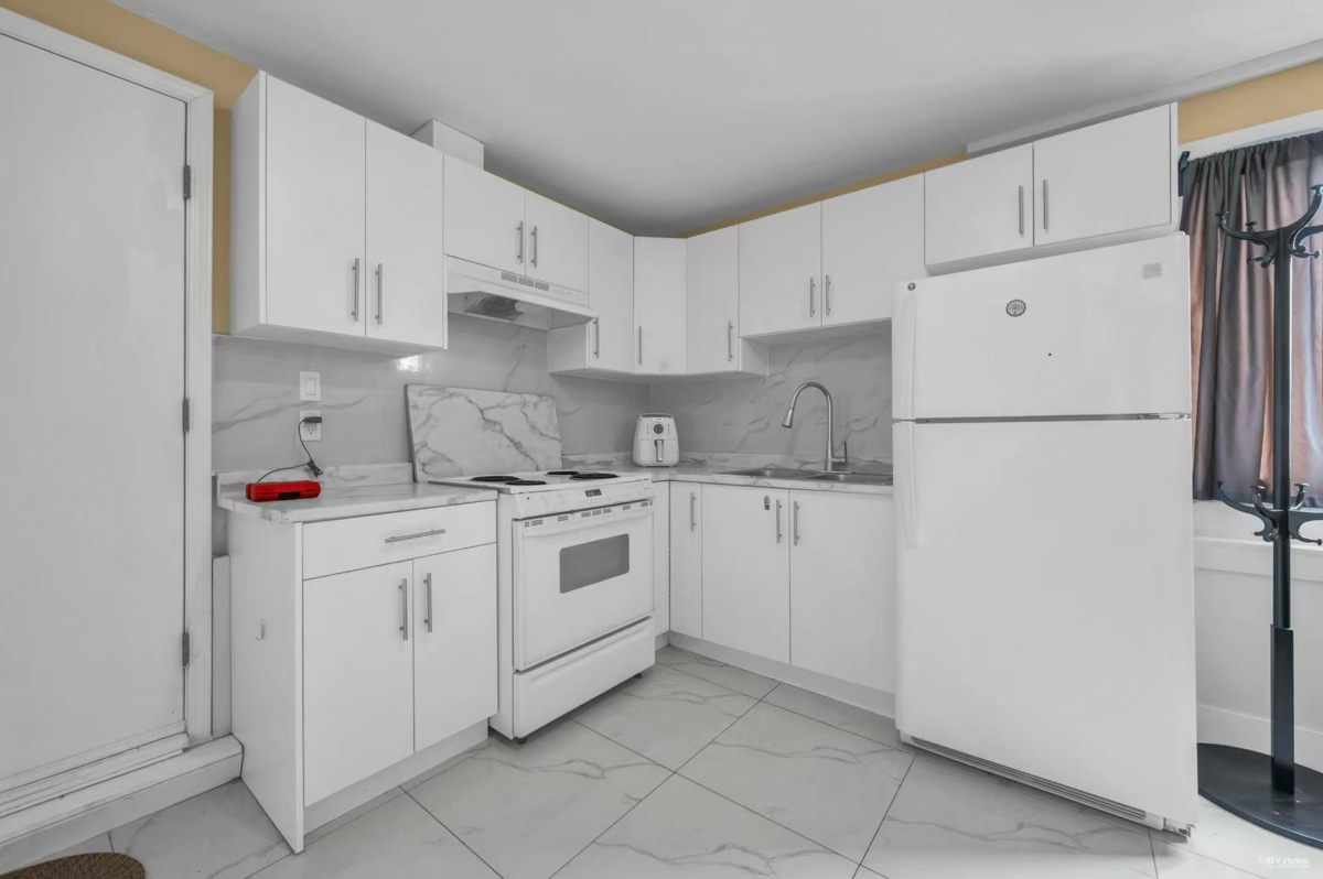 Garden / Landscaping Photo of 10123 158a Street, Surrey, BC