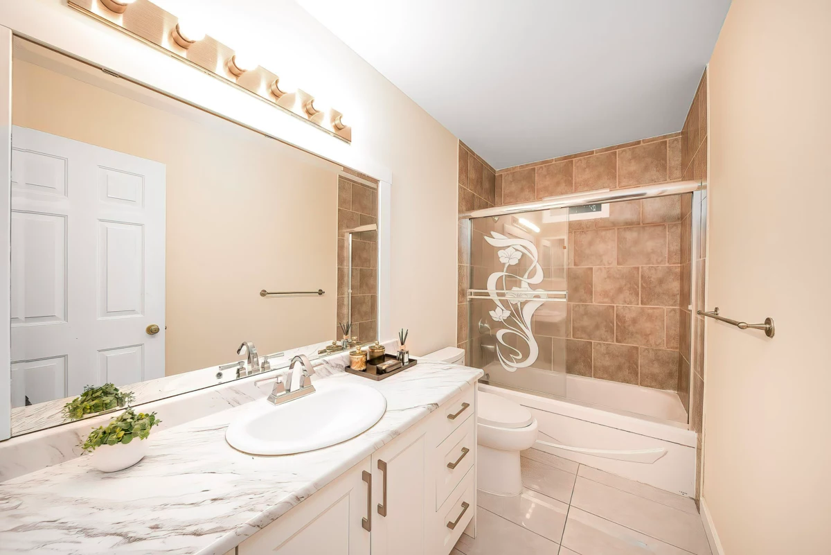 Guest Bathroom Photo of 10123 158a Street, Surrey, BC